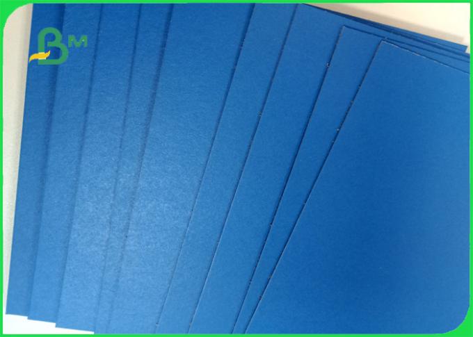 Size 720*1020mm blue Wear-resistant lacquered finsh glossy cardboard in sheet