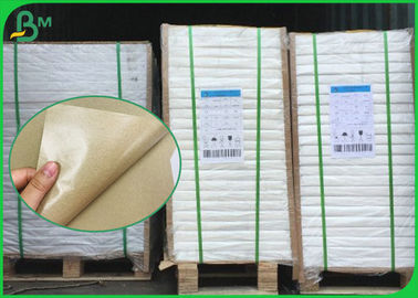 کاغذ کاغذ کرافت ضد آب قهوه ای ضد آب ، کاغذ براق 10G / 12G پوشش داده شده 700 میلی متر 1000 میلی متر