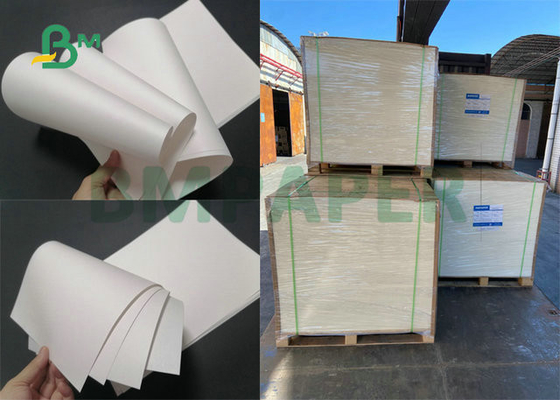 رول کاغذ کرافت سفید 24 x 35 اینچی بازیافتی درجه مواد غذایی برای فنجان کاغذ هوا 120 گرم در متر 140 گرم