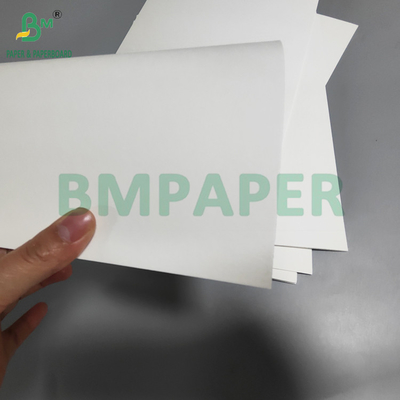 0.7mm 0.9mm تابلو کاغذی جذب کننده برای نوشیدنی 70 x 100 سانتی متری سبک وزن