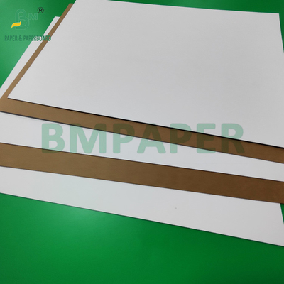 0.7mm 590gsm White Face Kraft Board برای محصولات الکترونیک بسته بندی 79 x 109cm