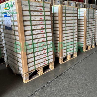 48-80gsm کاغذ NCR بدون کربن 8.5 "x 11" کاغذ جمع آوری شده لیزر و چاپگرهای دیجیتال