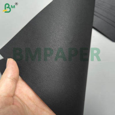 75gm کاغذ کرافتی رنگی سیاه سطح صاف مات