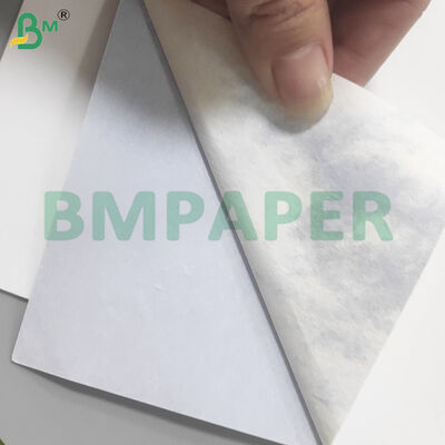 310 گرمي کارت بازي پوشيده سياه هسته دو طرفه کارت درخشان