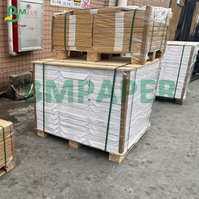 70 گرم 80 گرم کاغذ آستر فویل آلومینیومی رنگ نقره ای و طلایی خواص مانع عالی