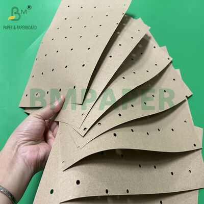کاغذ قهوه‌ای سوراخ‌دار عرض ۱.۶۵ متر و ۱.۸ متر با گرماژ ۶۰ گرم و ۷۰ گرم، ۲۵ کیلوگرم در رول برای پوشاک