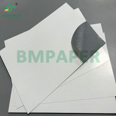 310gr 330gr سطح صاف هسته سیاه TCG Cardstock 71 x 95cm