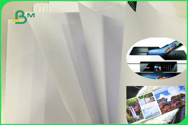 کاغذ چاپ آفست بدون پوشش با دانه های بلند چوب با سفیدی بالا